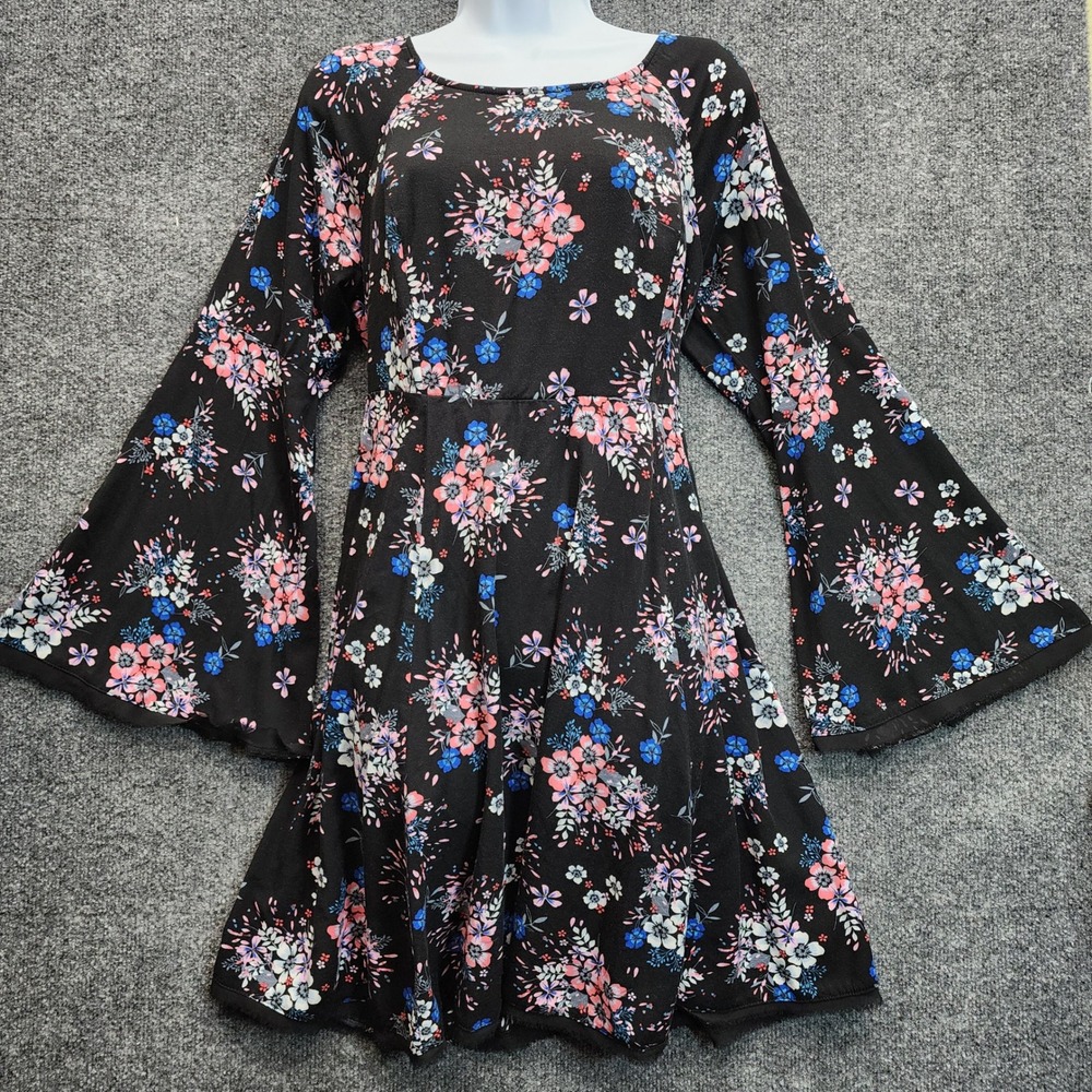 Torrid Women Dark Floral Bell Sleeve Fit Flare Boho Skater Dress Size 12 Plus